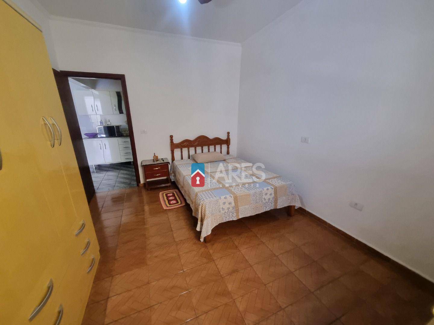 Casa à venda com 3 quartos, 99m² - Foto 13