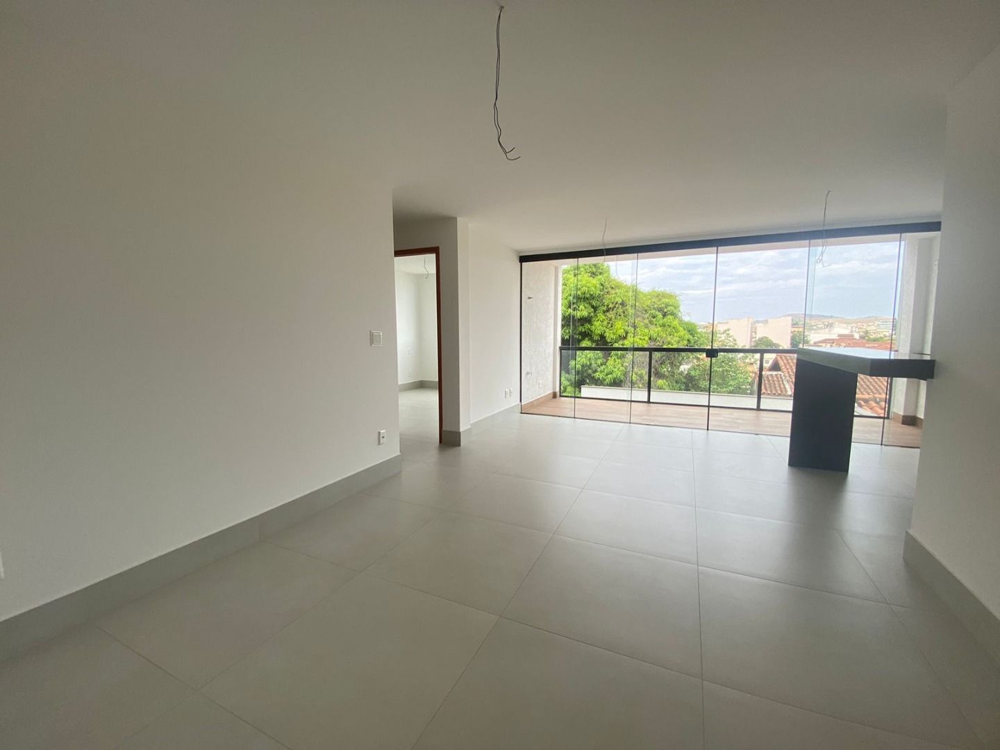 Apartamento à venda com 3 quartos, 94m² - Foto 5