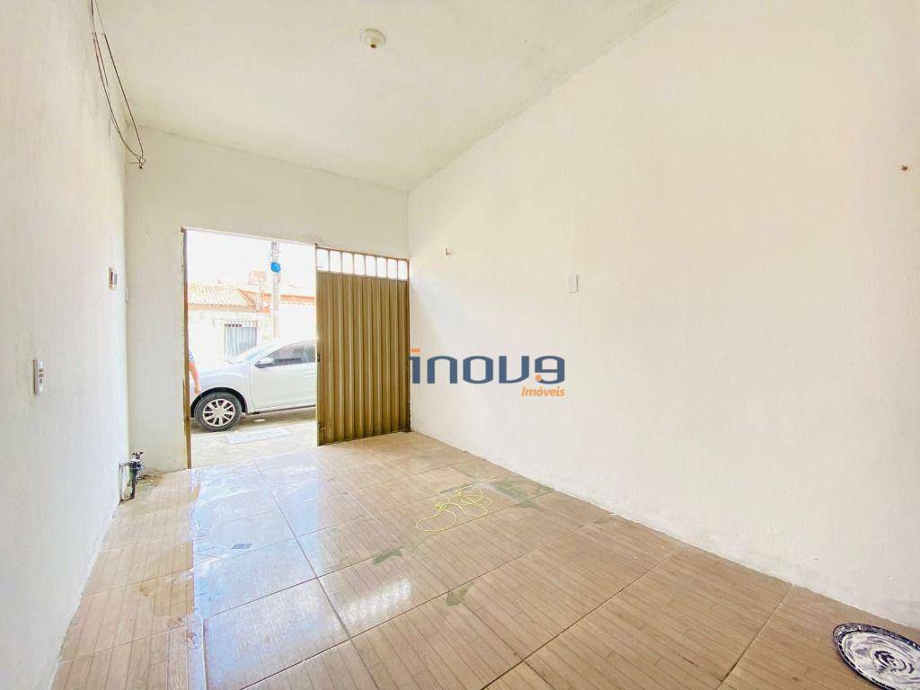 Casa para alugar com 2 quartos, 70m² - Foto 4