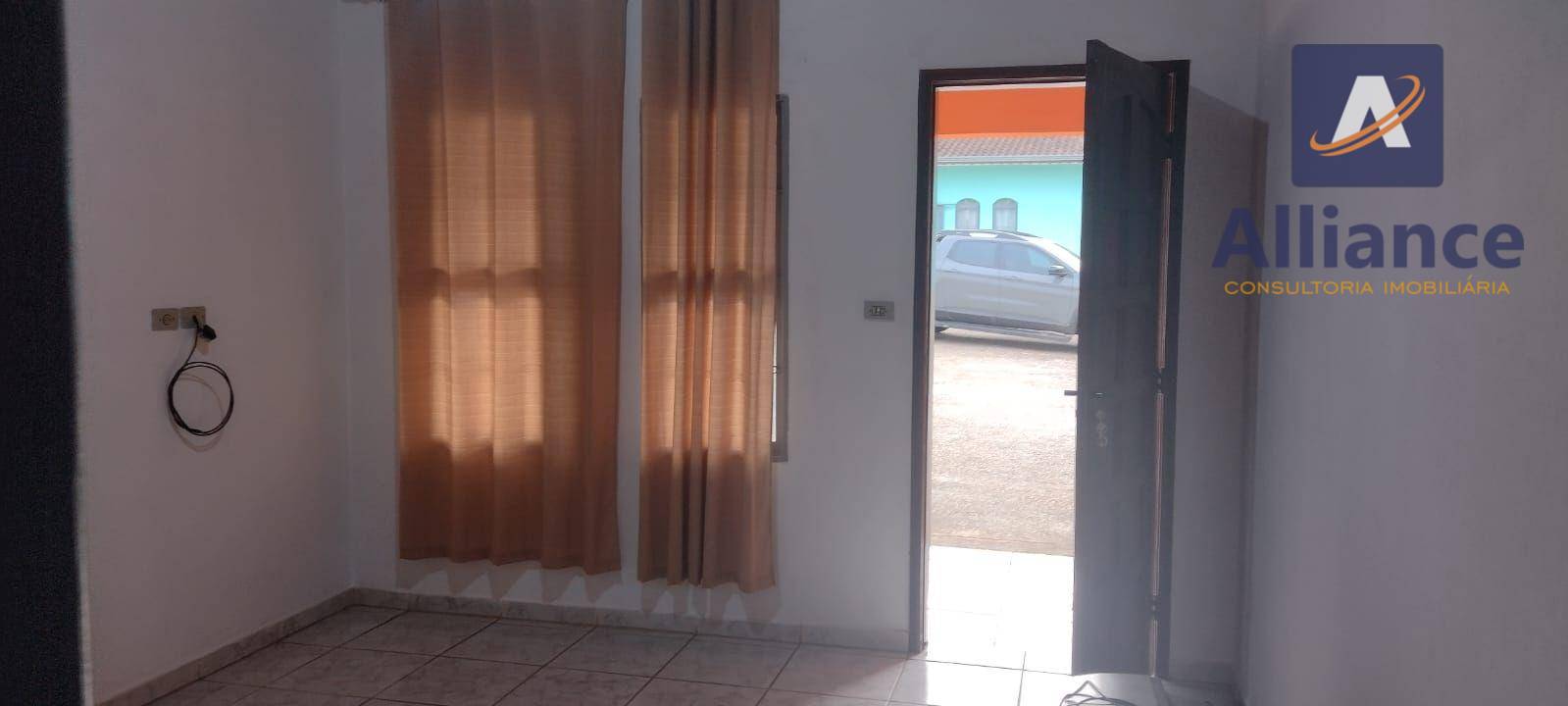 Casa para alugar com 2 quartos, 120m² - Foto 4