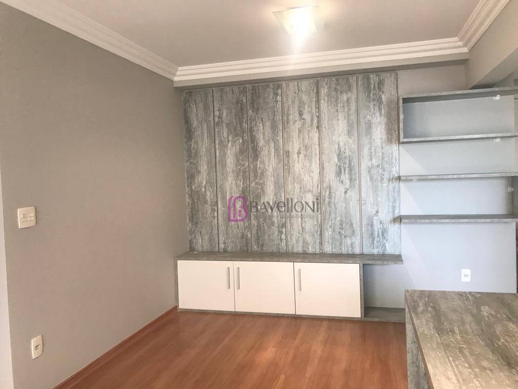 Apartamento para alugar com 2 quartos, 70m² - Foto 4