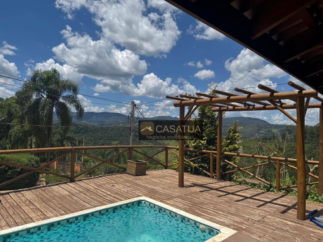 Casa à venda com 3 quartos, 125m² - Foto 4
