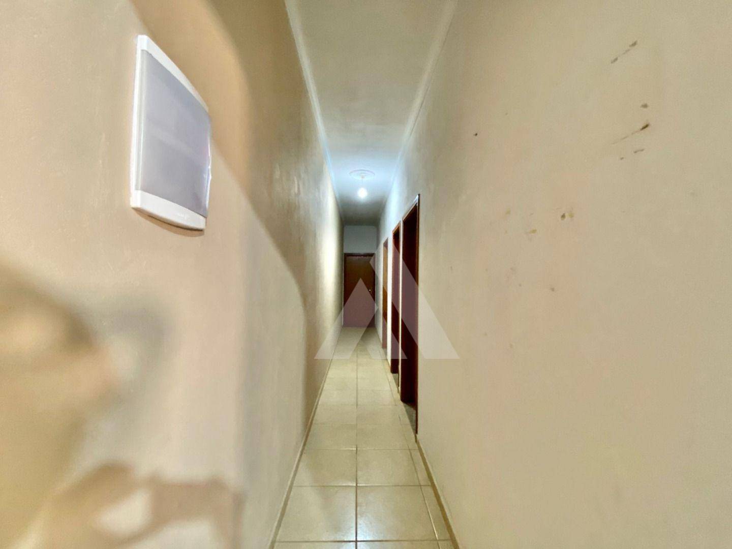 Casa à venda com 3 quartos, 178m² - Foto 8
