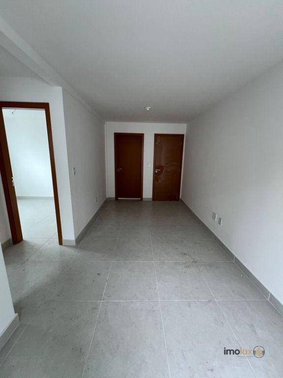 Apartamento à venda com 2 quartos, 1m² - Foto 19