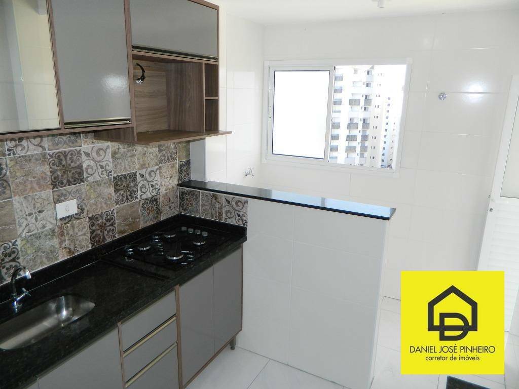 Apartamento à venda com 3 quartos, 94m² - Foto 6