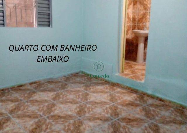 Casa à venda com 8 quartos, 200m² - Foto 10