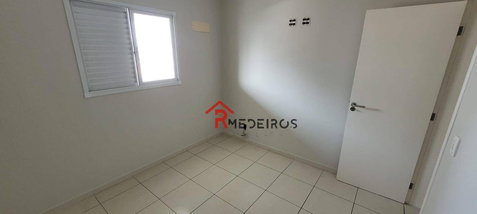 Apartamento à venda com 2 quartos, 75m² - Foto 8