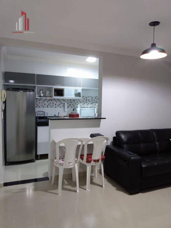 Apartamento à venda com 2 quartos, 45m² - Foto 2