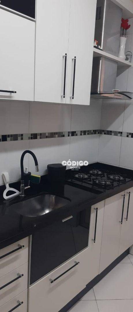 Apartamento à venda com 3 quartos, 64m² - Foto 10