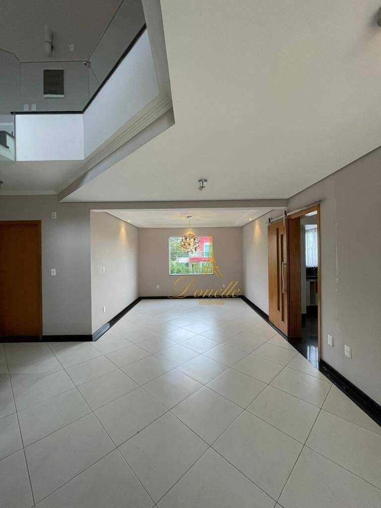 Sobrado à venda com 4 quartos, 320m² - Foto 15