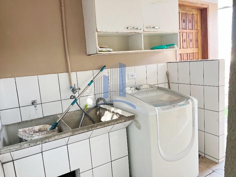 Casa à venda com 5 quartos, 125m² - Foto 26