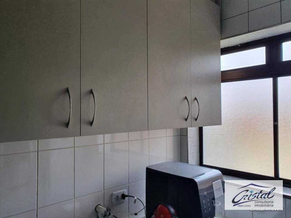 Apartamento à venda com 2 quartos, 58m² - Foto 3