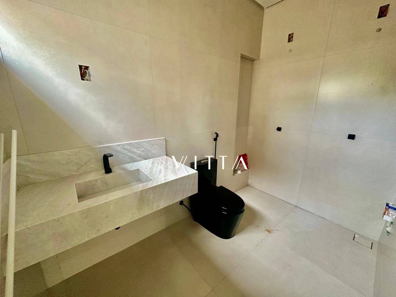 Casa, 4 quartos, 218 m² - Foto 2