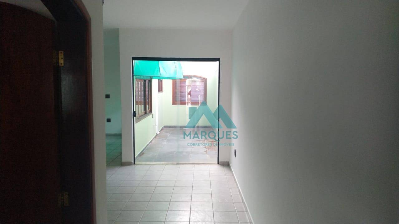 Casa à venda com 2 quartos, 104m² - Foto 16