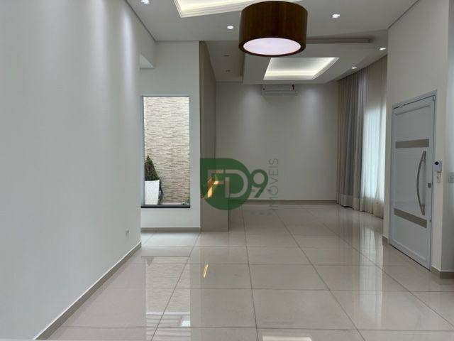 Casa à venda com 3 quartos, 201m² - Foto 14