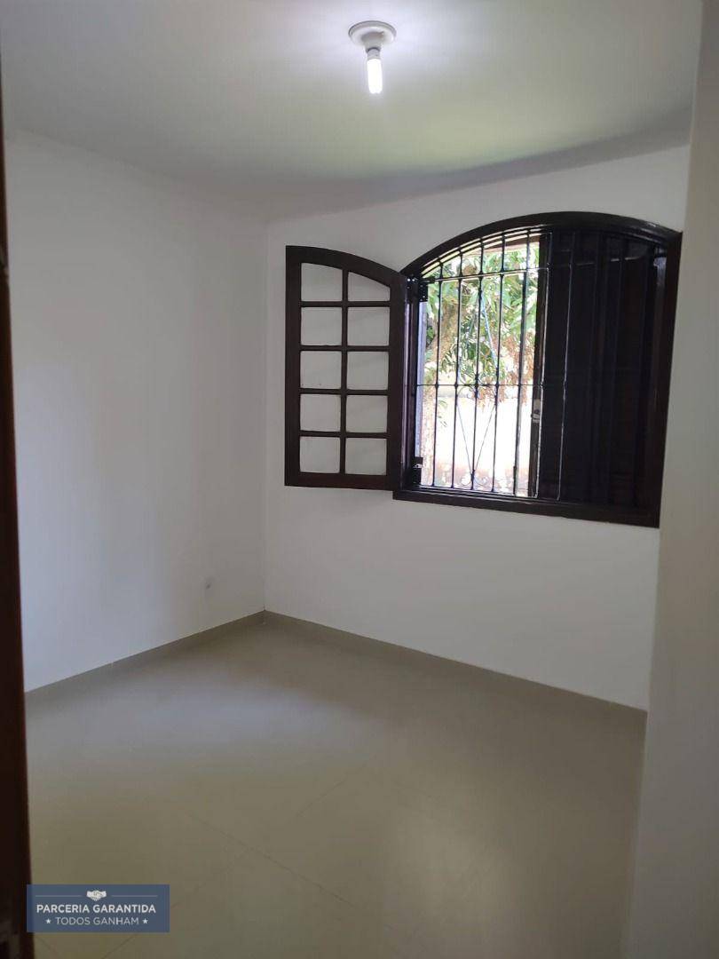 Casa para alugar com 3 quartos, 100m² - Foto 6