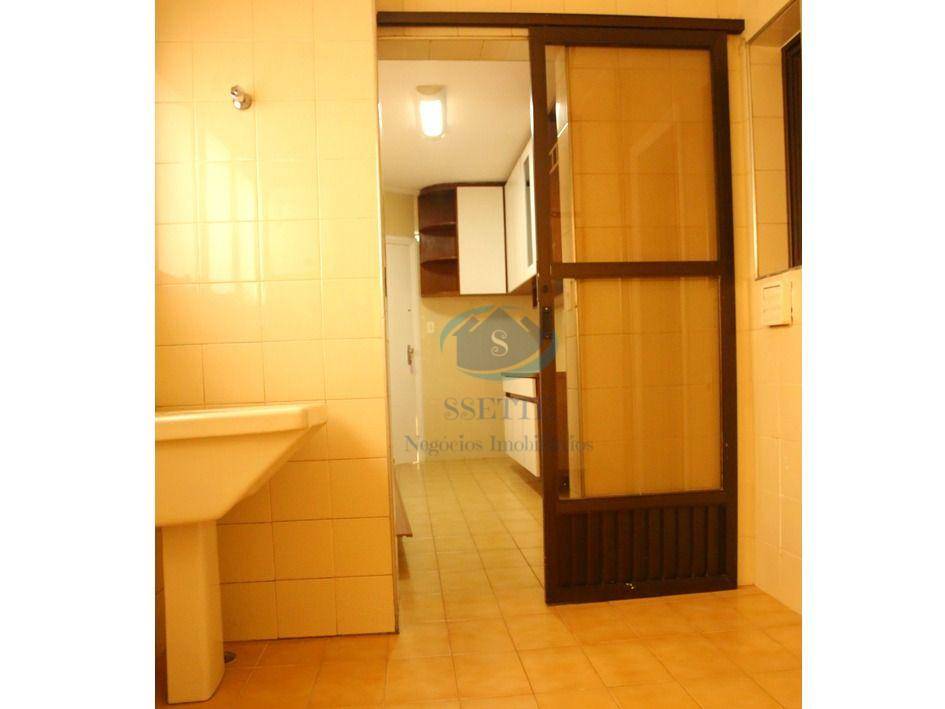 Apartamento à venda com 3 quartos, 110m² - Foto 18