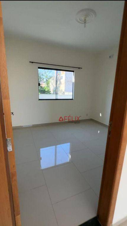 Casa à venda com 3 quartos, 229m² - Foto 13