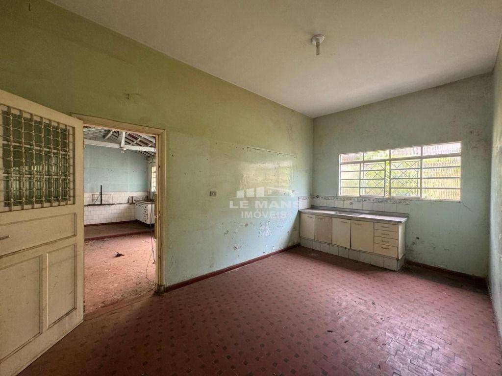 Casa à venda com 3 quartos, 161m² - Foto 5