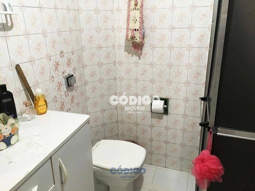 Apartamento à venda com 3 quartos, 97m² - Foto 2