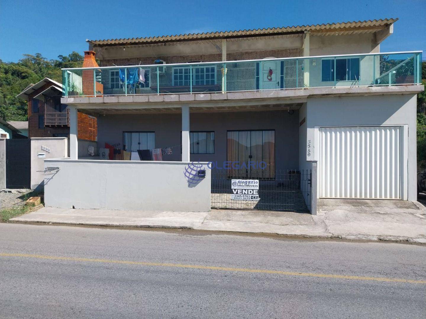 Sobrado à venda com 7 quartos, 270m² - Foto 1