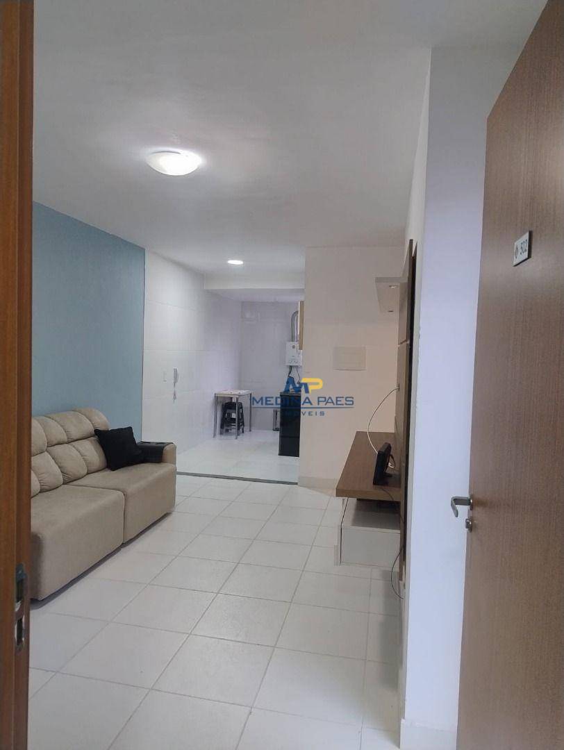 Apartamento à venda com 2 quartos, 60m² - Foto 4