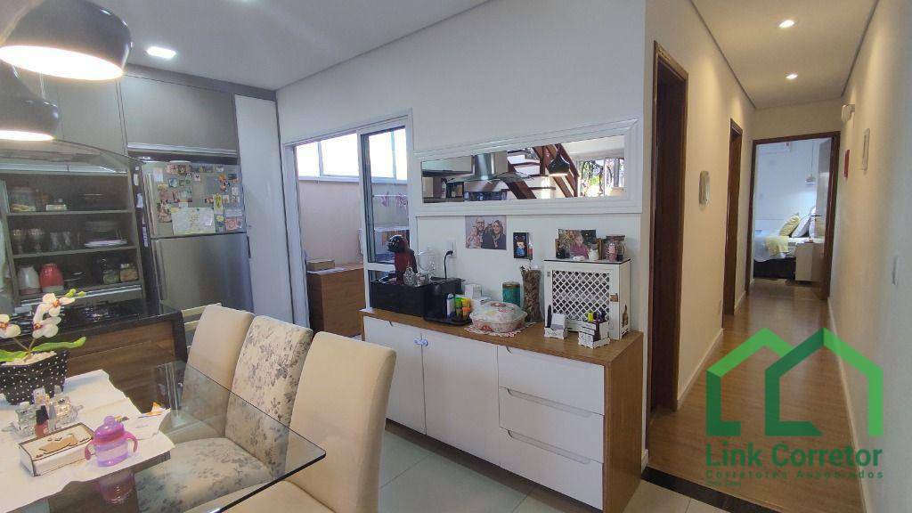 Casa à venda com 2 quartos, 200m² - Foto 6