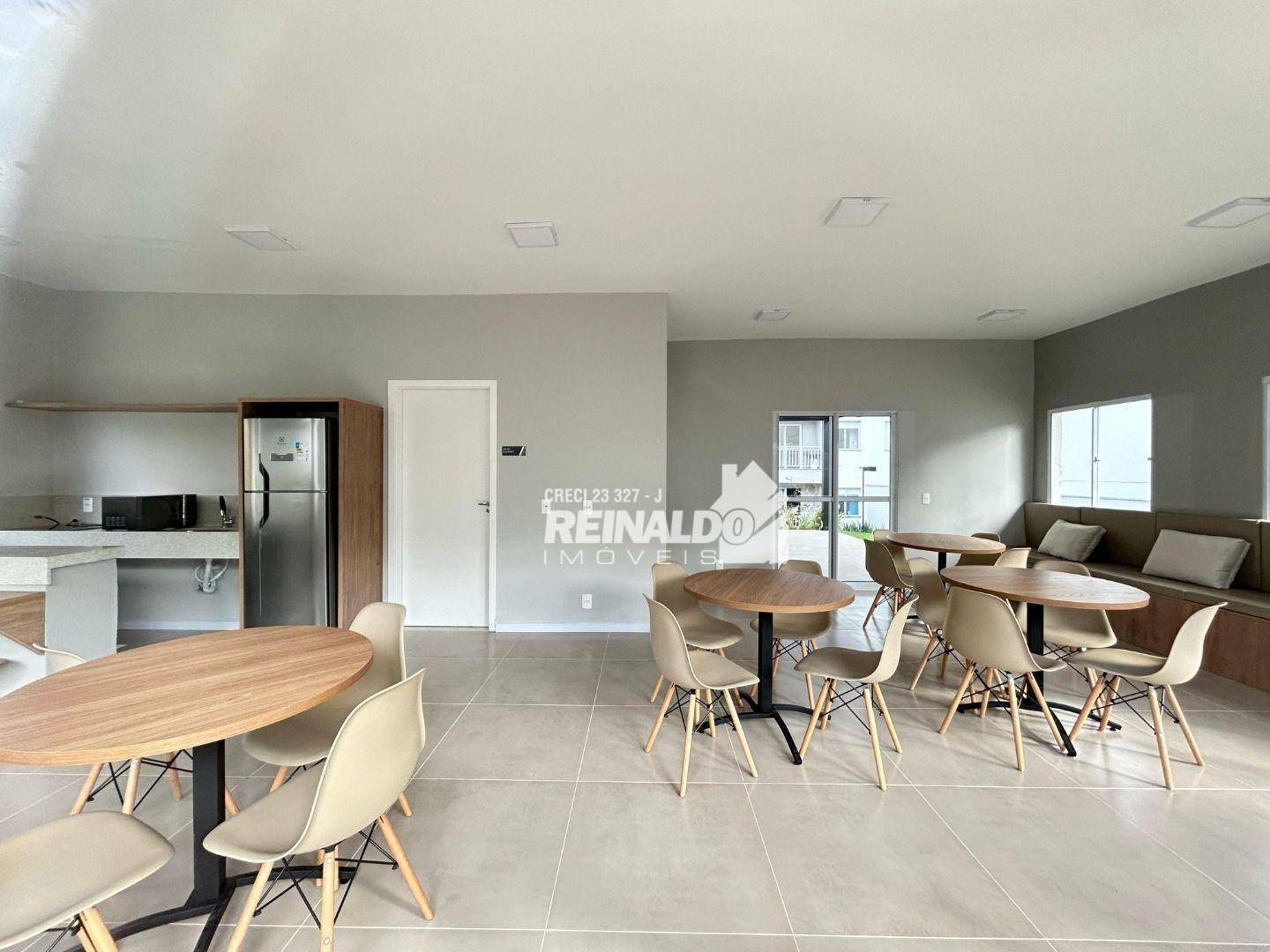 Apartamento para alugar com 2 quartos, 46m² - Foto 12