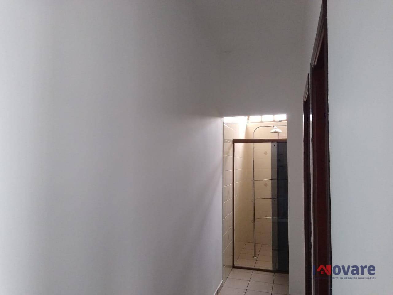 Casa à venda com 1 quarto, 178m² - Foto 4