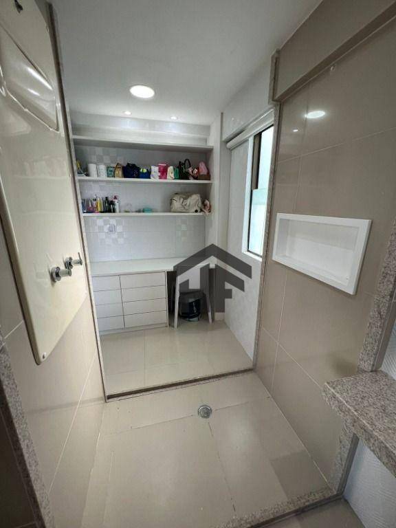 Apartamento à venda com 3 quartos, 134m² - Foto 12