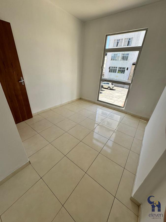 Apartamento para alugar com 4 quartos, 117m² - Foto 9