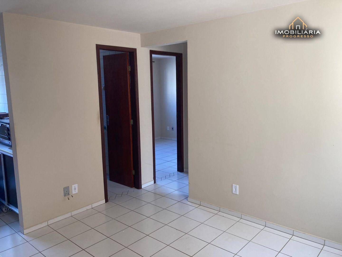 Apartamento à venda com 2 quartos, 42m² - Foto 3