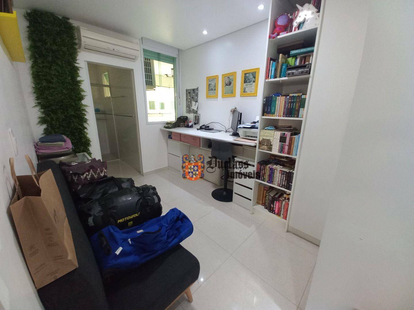 Apartamento à venda com 3 quartos, 150m² - Foto 47