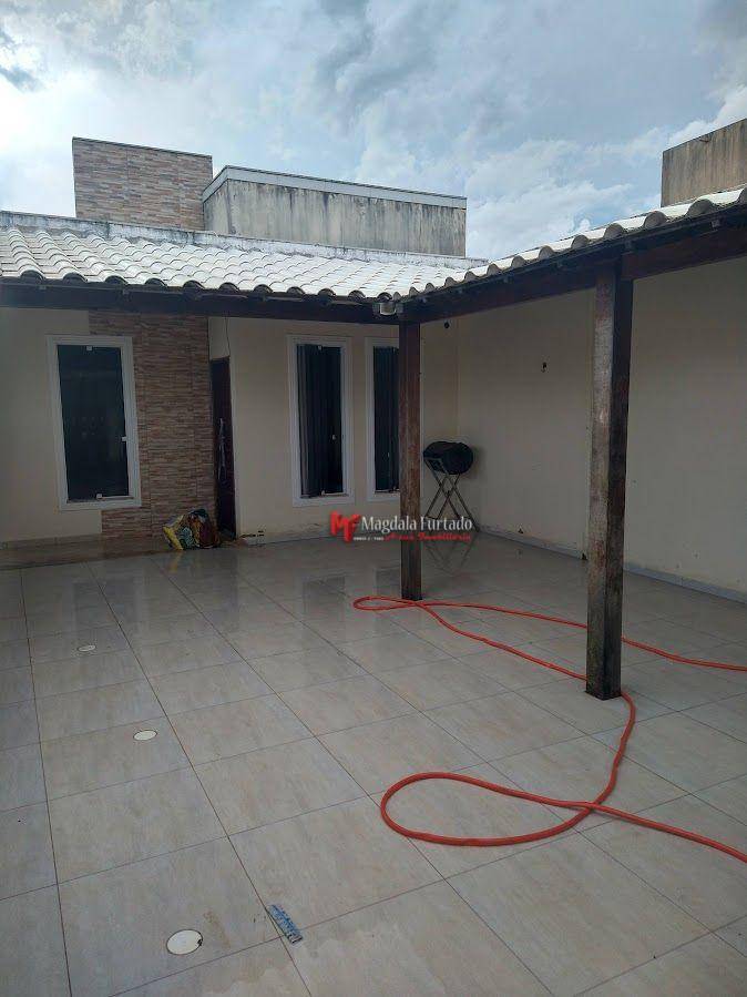 Casa à venda com 2 quartos, 66m² - Foto 3