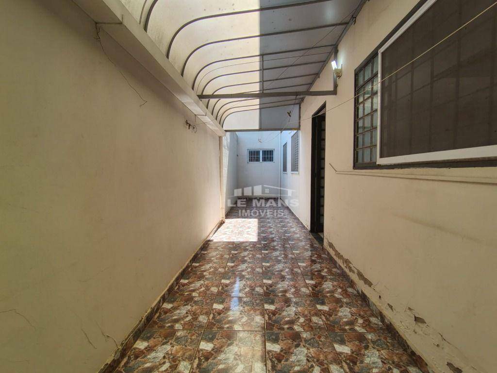 Casa à venda com 6 quartos, 296m² - Foto 31