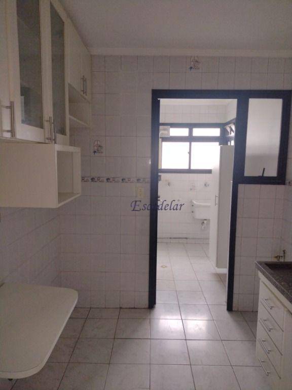 Apartamento à venda com 3 quartos, 71m² - Foto 4