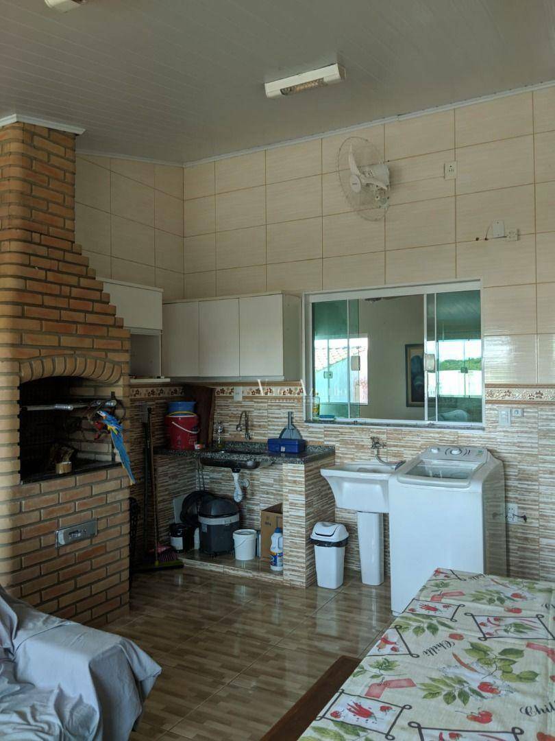 Casa à venda com 5 quartos, 270m² - Foto 11