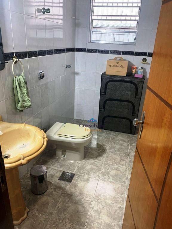 Casa de Condomínio à venda com 3 quartos, 300m² - Foto 20