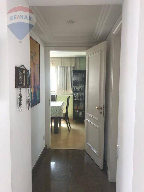 Apartamento à venda com 4 quartos, 230m² - Foto 29