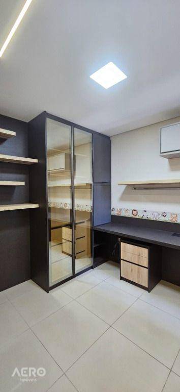 Apartamento à venda com 3 quartos, 134m² - Foto 25