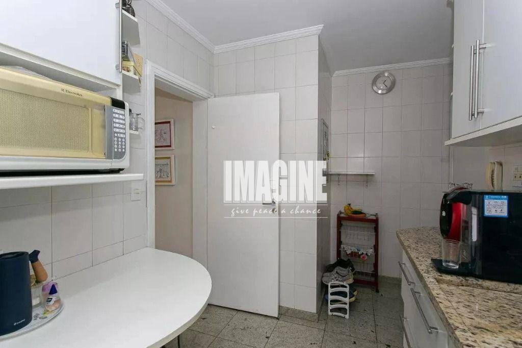 Apartamento à venda com 3 quartos, 96m² - Foto 17