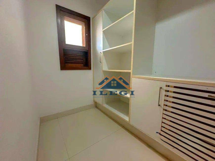 Casa de Condomínio à venda com 4 quartos, 450m² - Foto 18