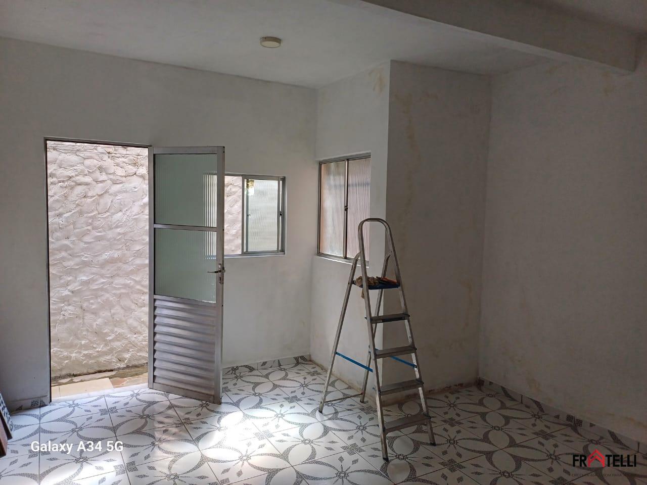 Casa à venda com 4 quartos, 108m² - Foto 14