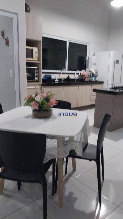 Casa de Condomínio à venda com 2 quartos, 170m² - Foto 9