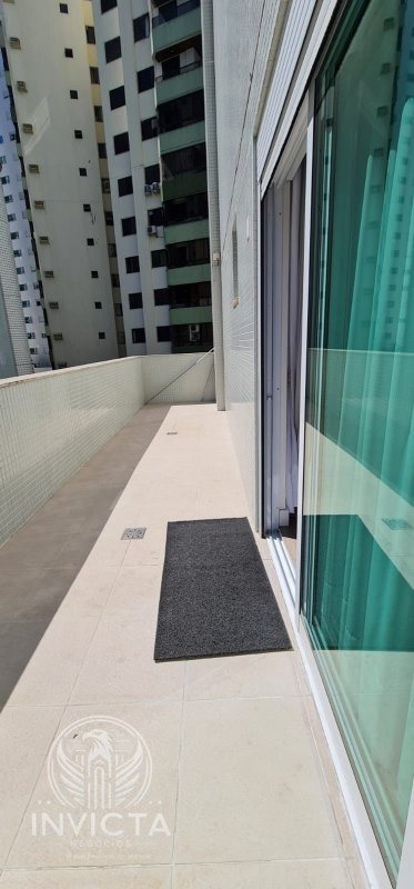 Apartamento à venda com 3 quartos, 196m² - Foto 17