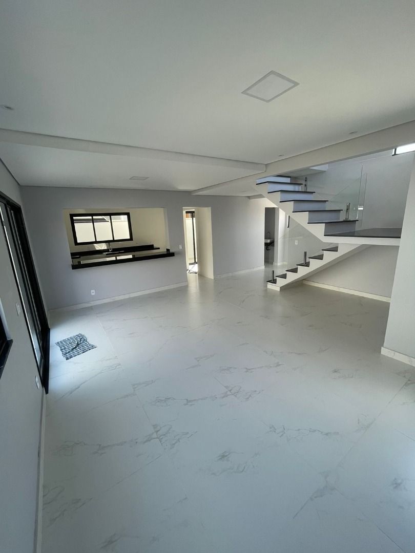 Sobrado, 3 quartos, 190 m² - Foto 3