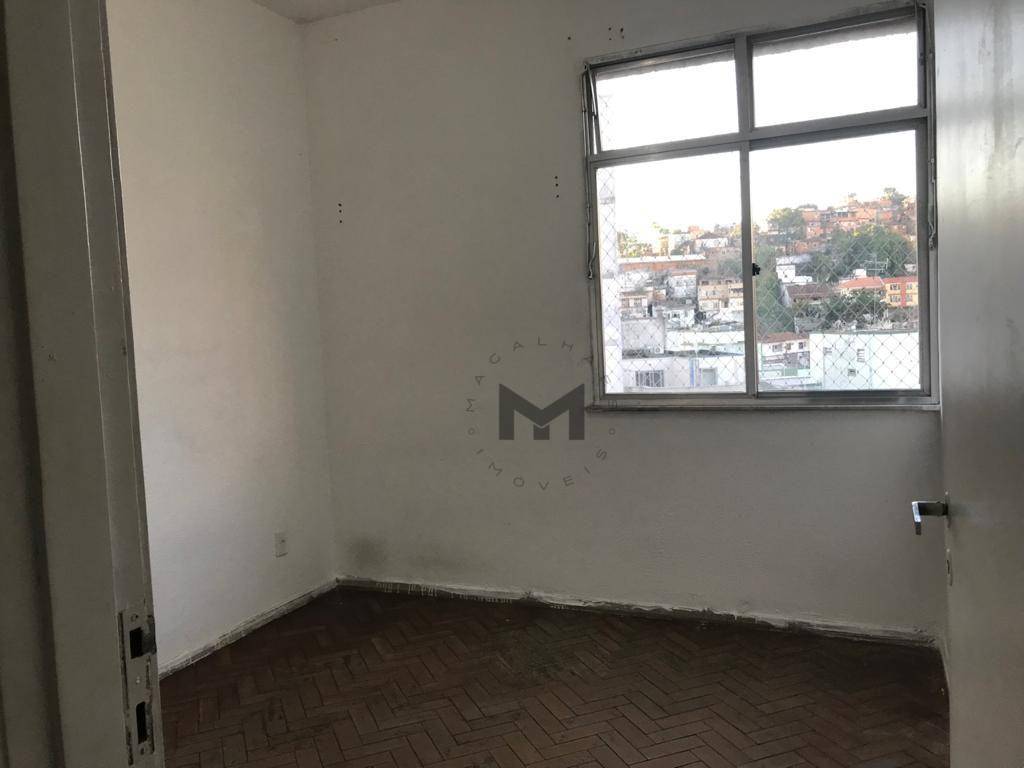 Apartamento à venda com 3 quartos, 101m² - Foto 17