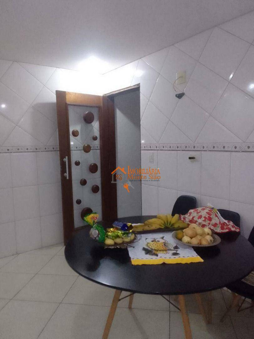 Sobrado à venda com 4 quartos, 218m² - Foto 3