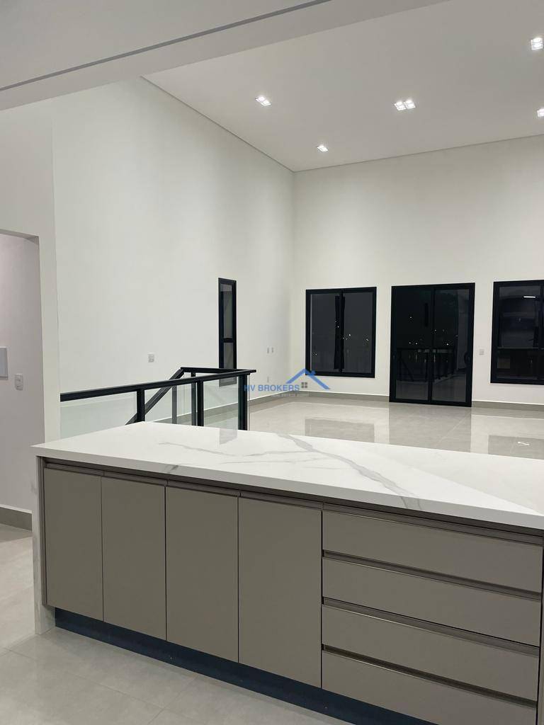 Casa de Condomínio à venda e aluguel com 5 quartos, 368m² - Foto 4