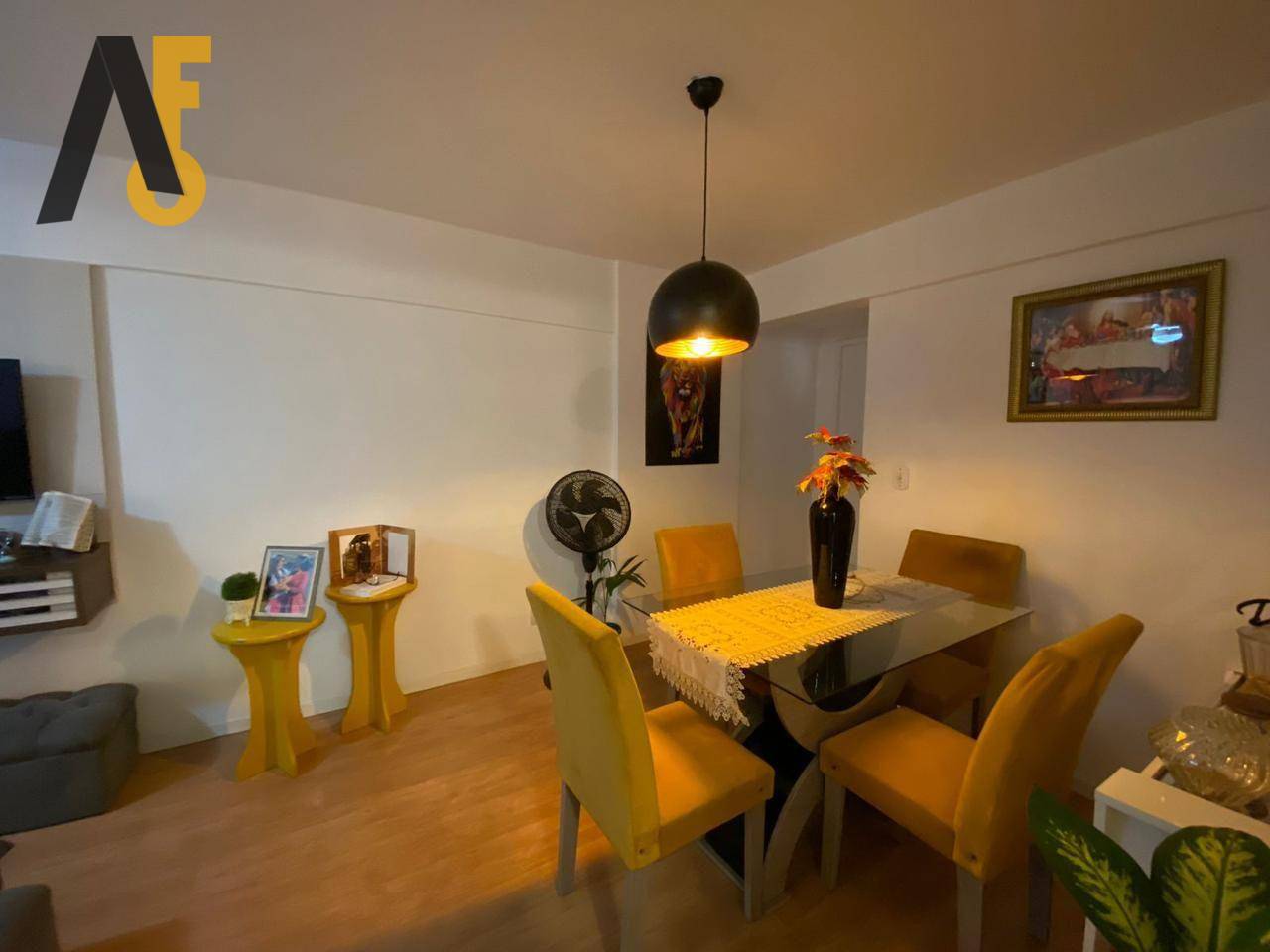 Apartamento à venda com 3 quartos, 77m² - Foto 4